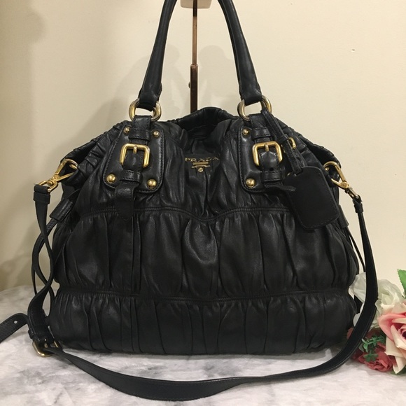 Prada Napa Gaufre two way tote bag - Picture 1 of 13